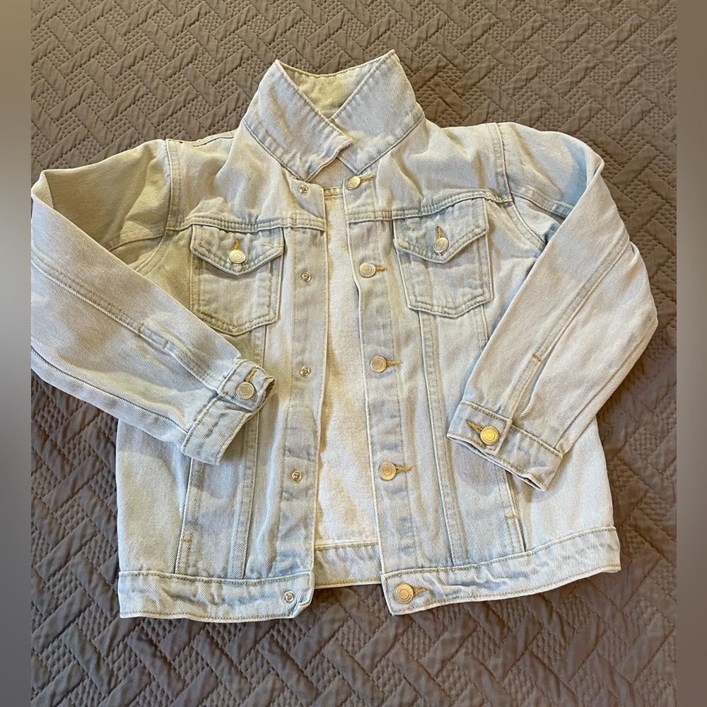 Kidscool Space Boys Jean jacket. Size 9-10.